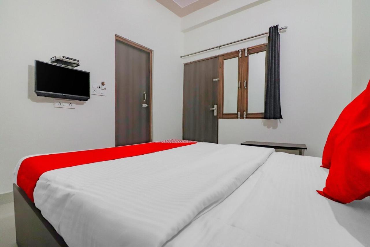 Rajlakshmi Guest House Mathura Zewnętrze zdjęcie