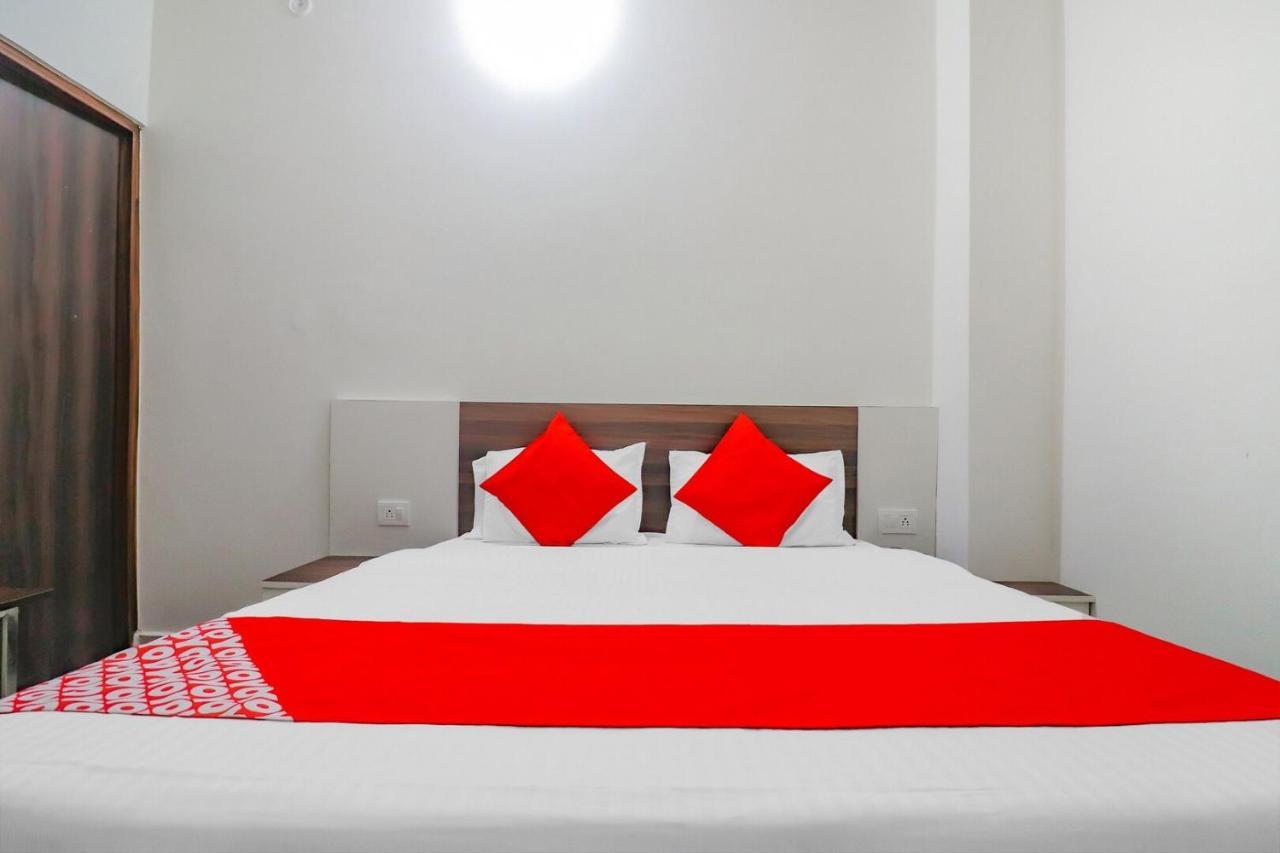 Rajlakshmi Guest House Mathura Zewnętrze zdjęcie