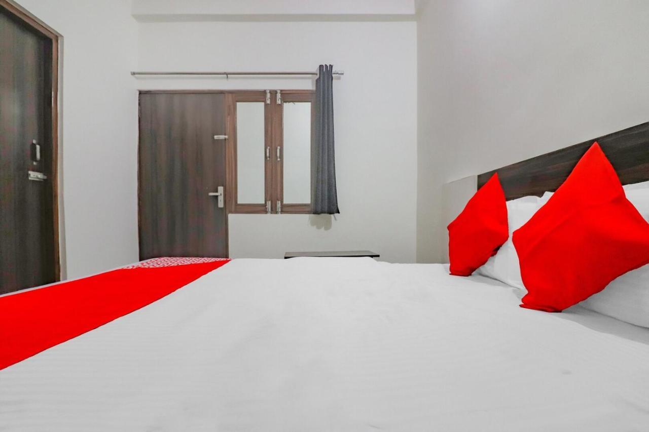 Rajlakshmi Guest House Mathura Zewnętrze zdjęcie